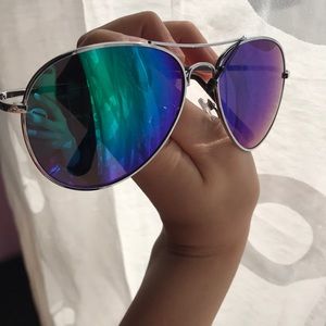 ๐ UNISEX AVIATOR SUNGLASSES